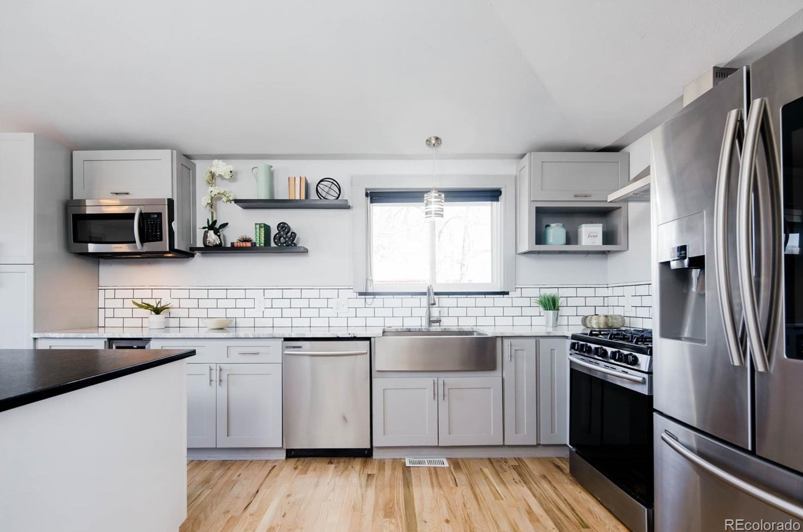 6385 Spotswood Cir, Littleton CO  80120-3149 exterior