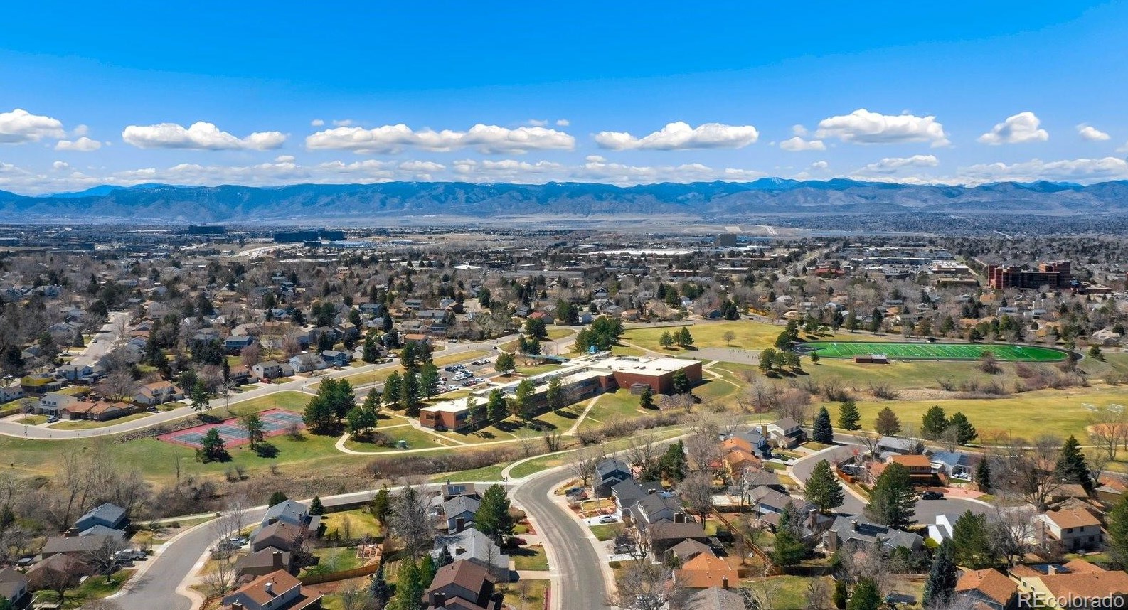 1452 Long Pl, Littleton CO 80122-3020 exterior