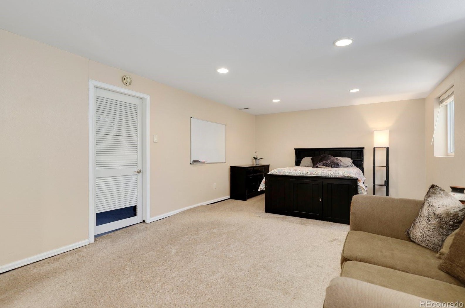 1452 Long Pl, Littleton CO 80122-3020 exterior