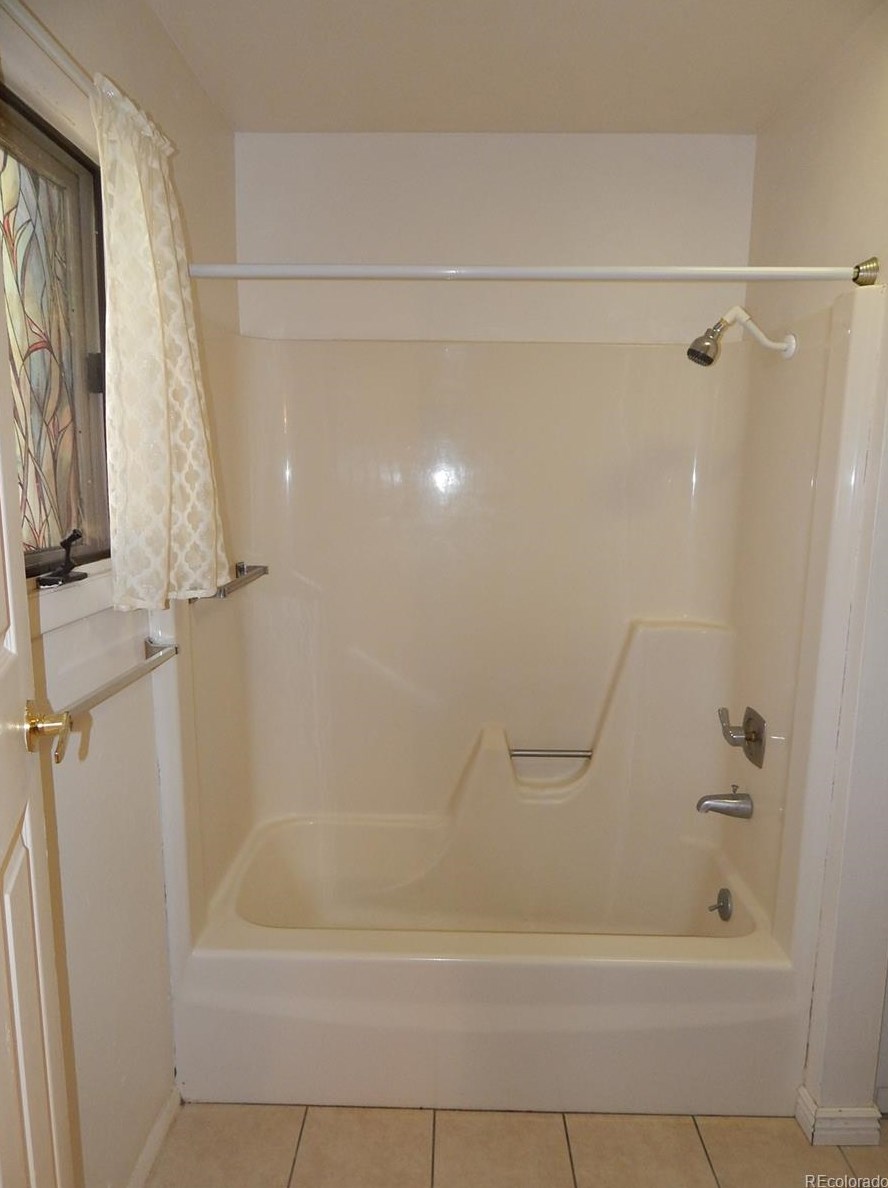 128 Gunnison Ave, Buena Vista CO 81211-8118 exterior