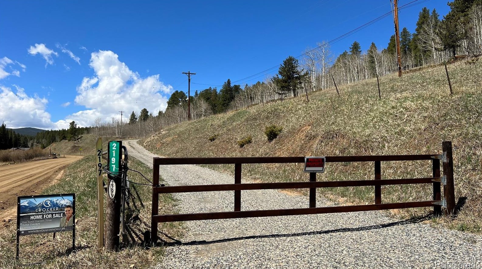 2299 Beaver Creek Rd, Arvada CO  80422-4580 exterior
