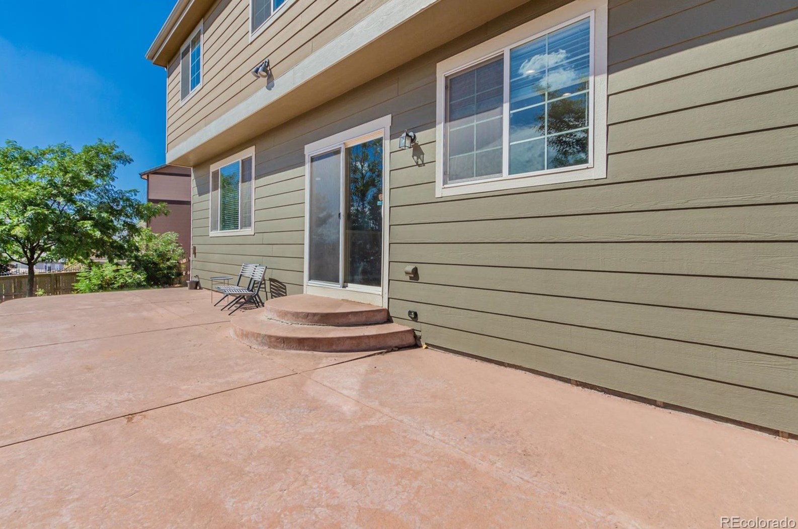 19 Peabody St, Castle Rock CO  80104-8812 exterior