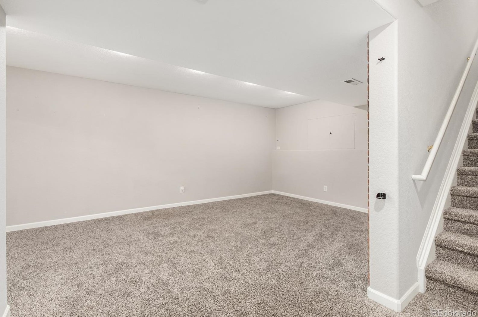 19 Peabody St, Castle Rock CO  80104-8812 exterior