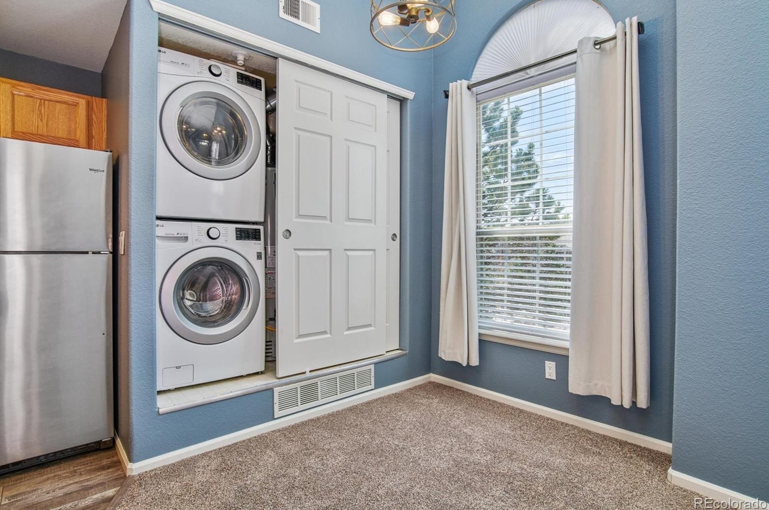 8361 Upham Way, Littleton CO 80128-6373 exterior