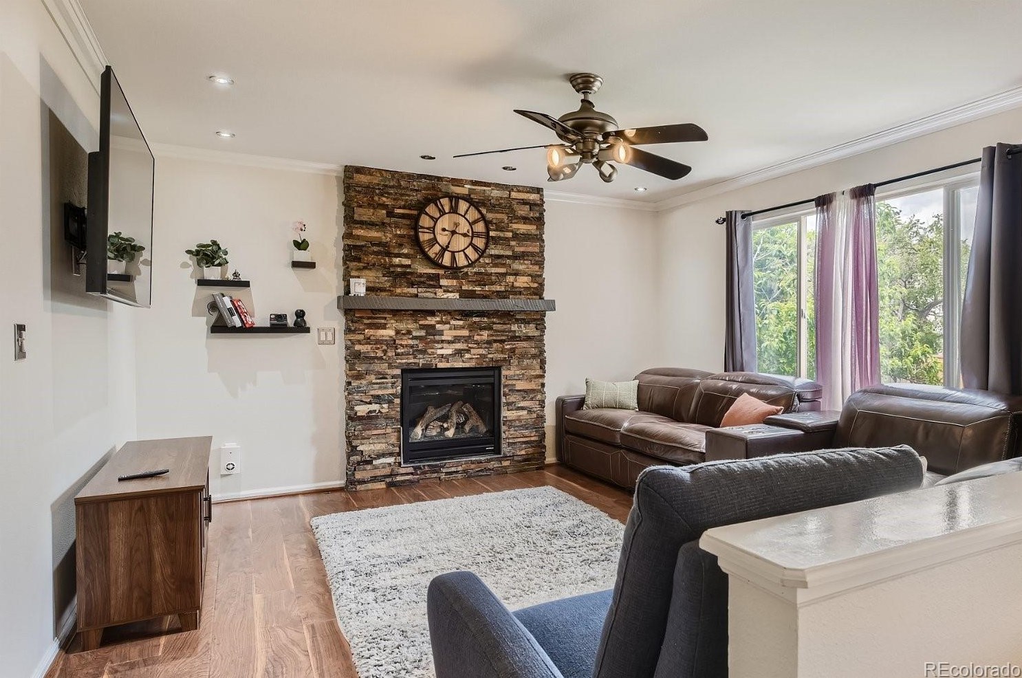 9615 Moss Rose Cir, Littleton CO  80129-6435 exterior