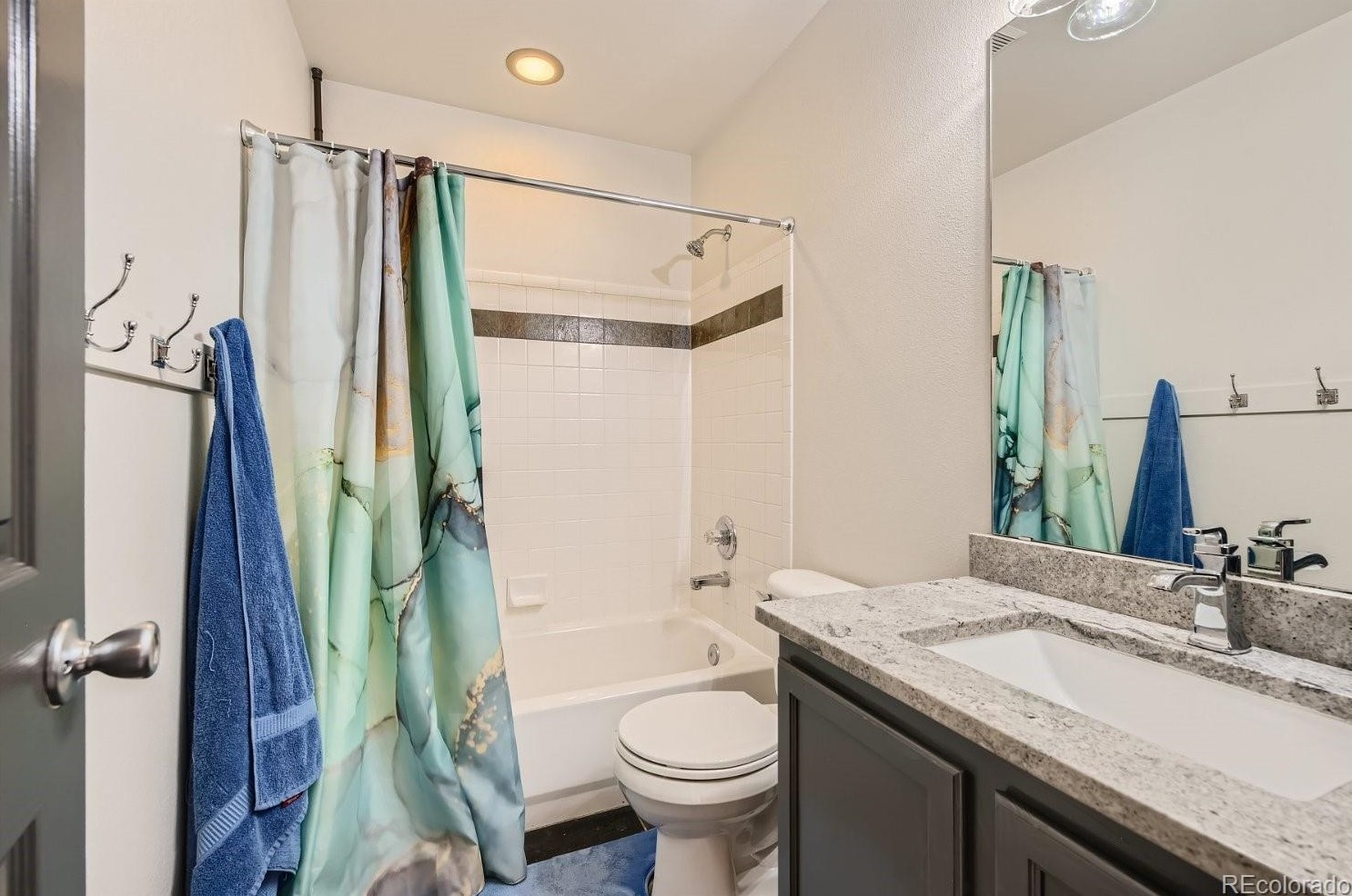 9615 Moss Rose Cir, Littleton CO  80129-6435 exterior