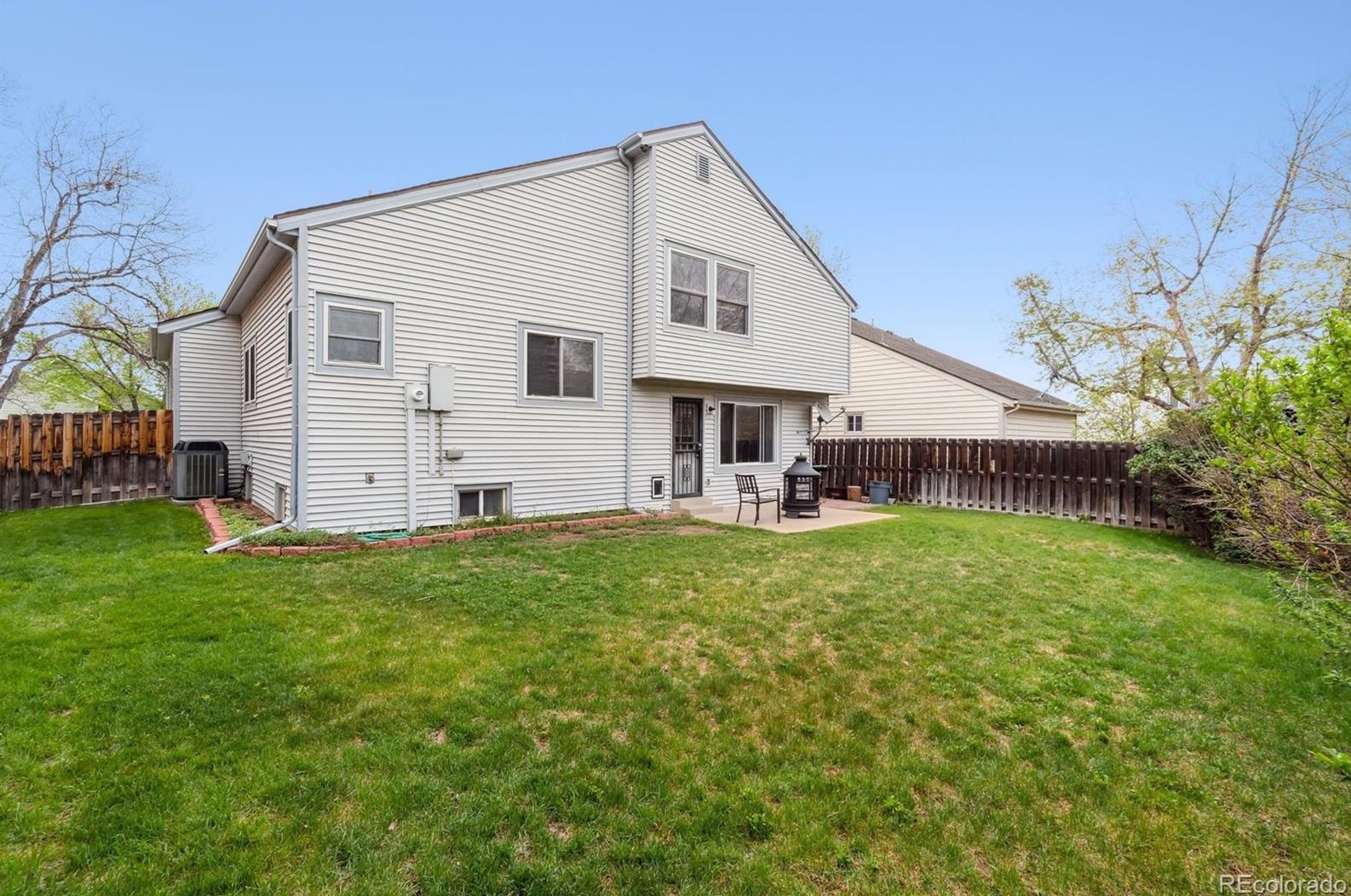 9962 82 Pl, Arvada CO  80005-2125 exterior