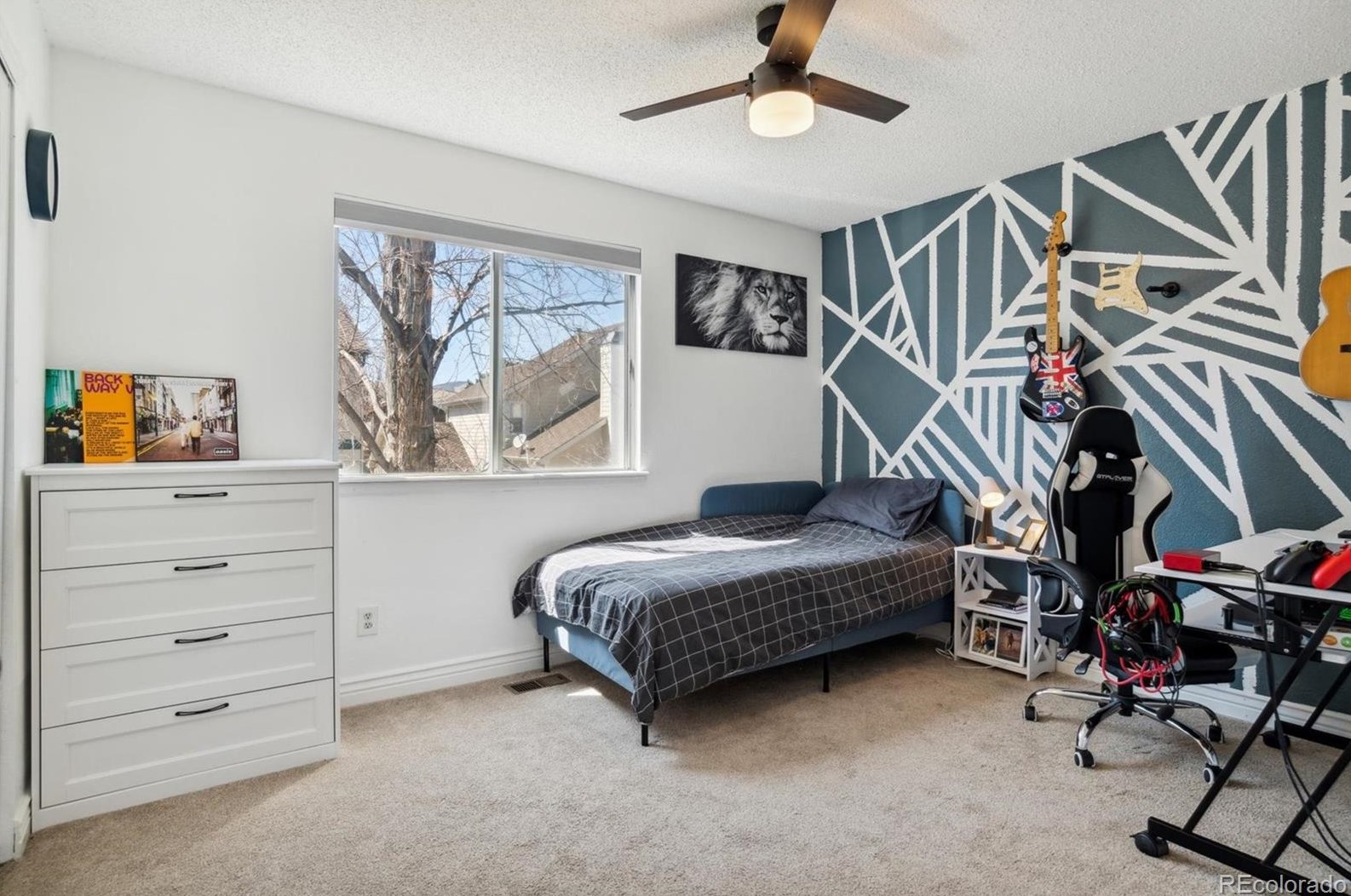 6247 Urban St, Littleton CO  80127-2389 exterior