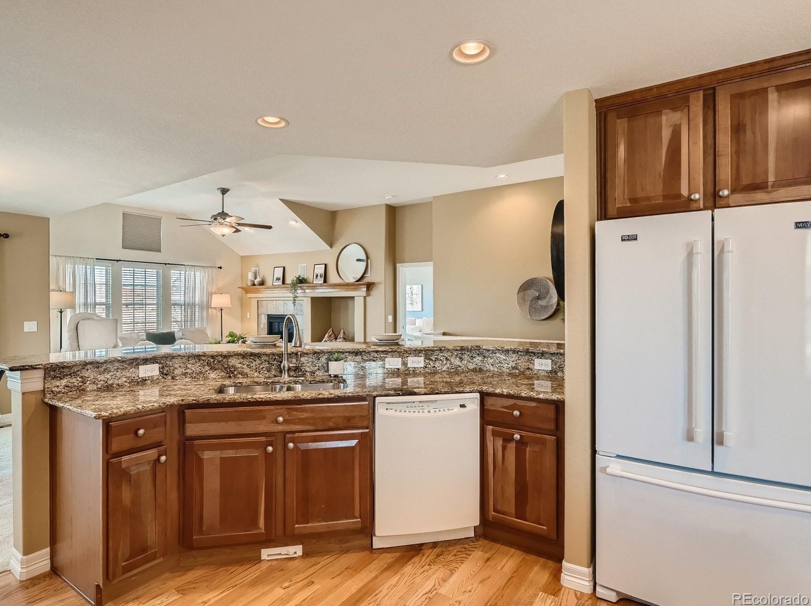 7880 Quatar Ct, Aurora CO 80015-5015 exterior