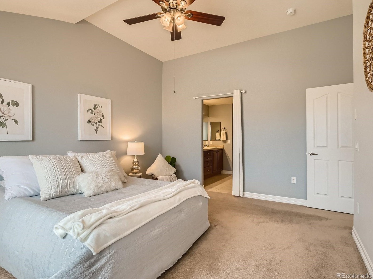 7880 Quatar Ct, Aurora CO 80015-5015 exterior