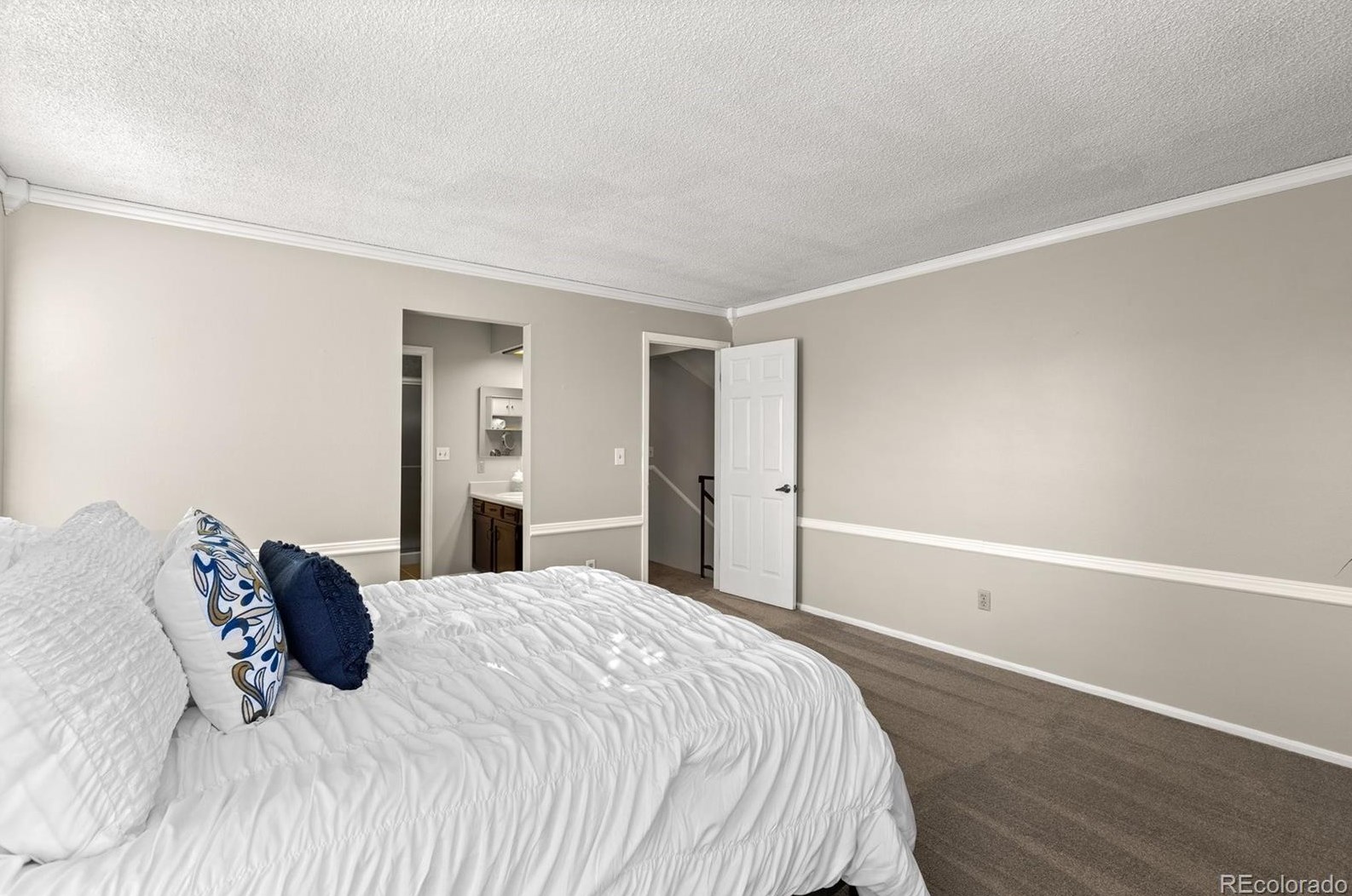 8858 Quarto Ave, Littleton CO 80128-4269 exterior