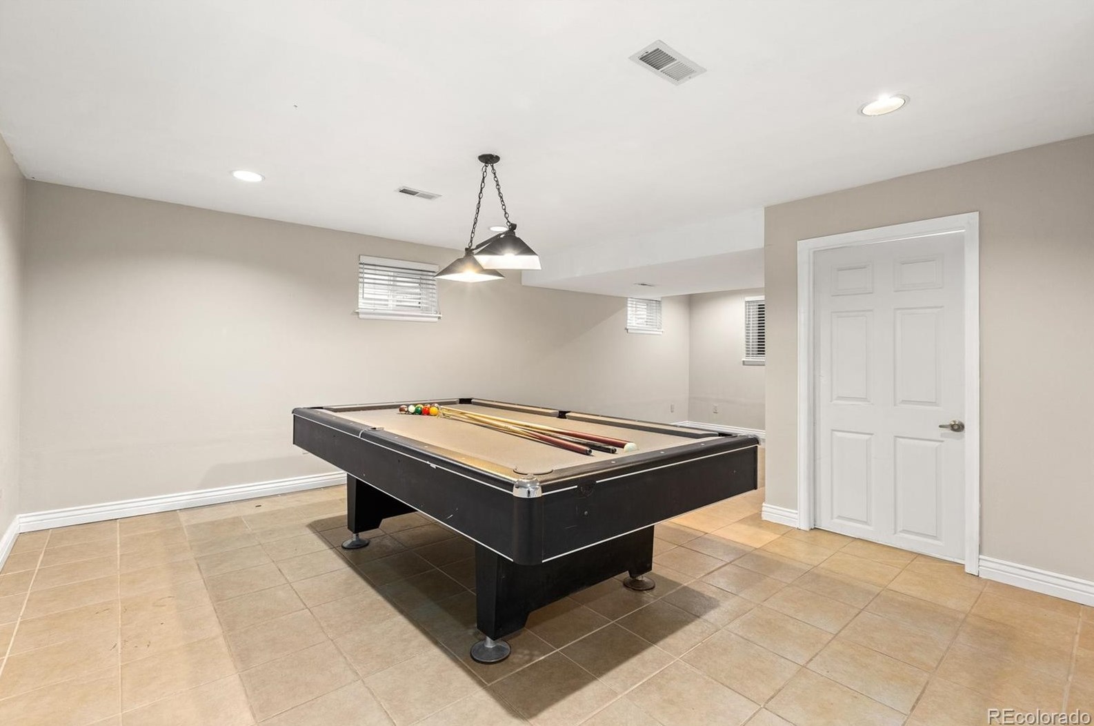 8858 Quarto Ave, Littleton CO 80128-4269 exterior