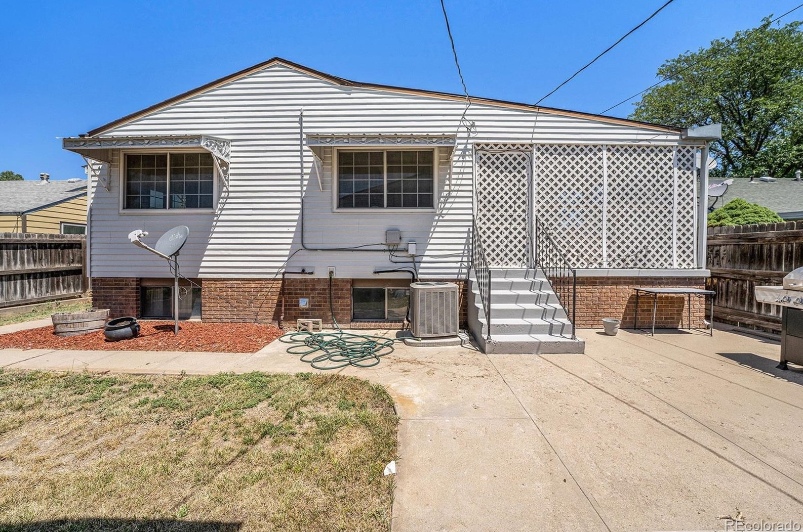 513 Cleveland St, Sterling CO  80751-2630 exterior