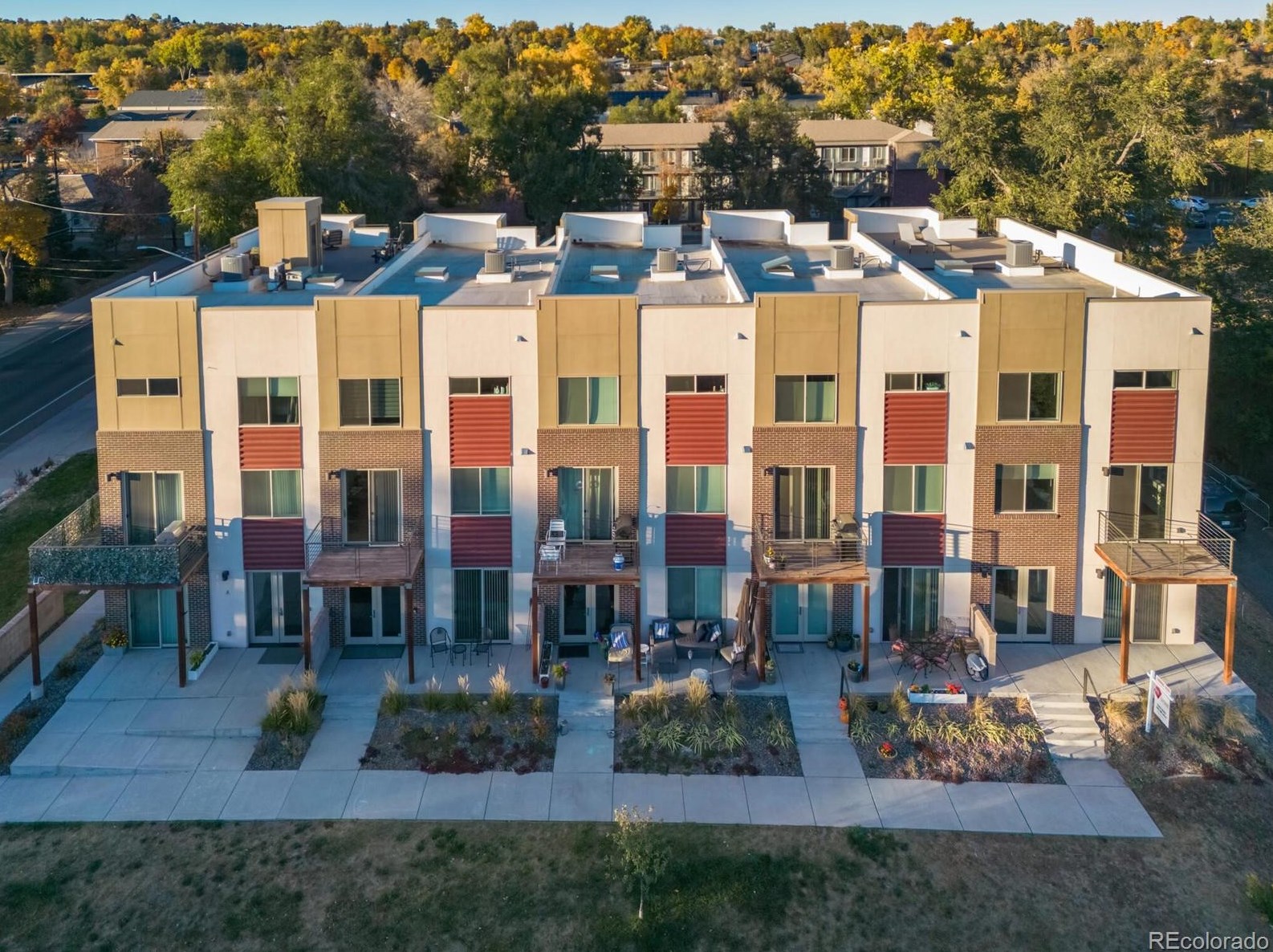 6008 Wadsworth Blvd, Arvada CO  80003-5426 exterior