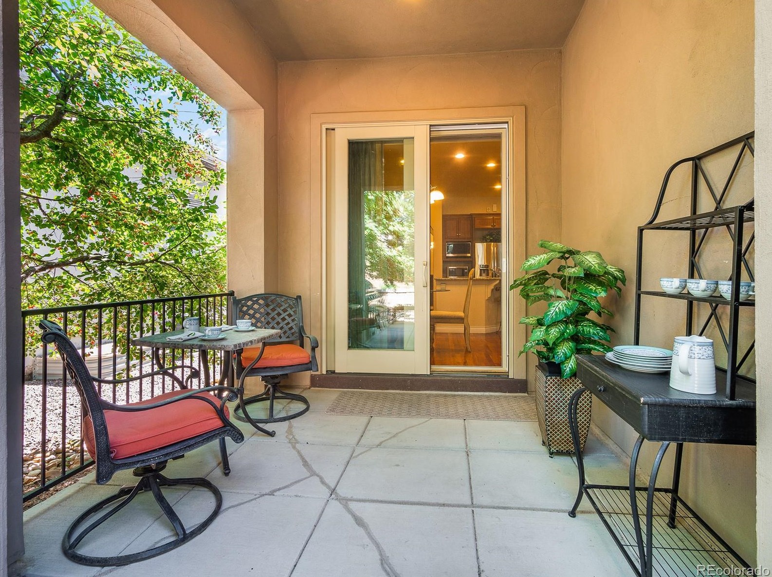 5057 Allison Way, Littleton CO 80128-4304 exterior