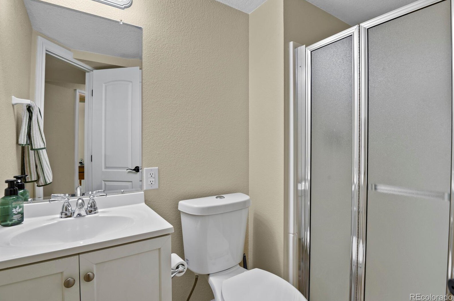 5520 Youngfield St, Littleton CO  80127-5200 exterior