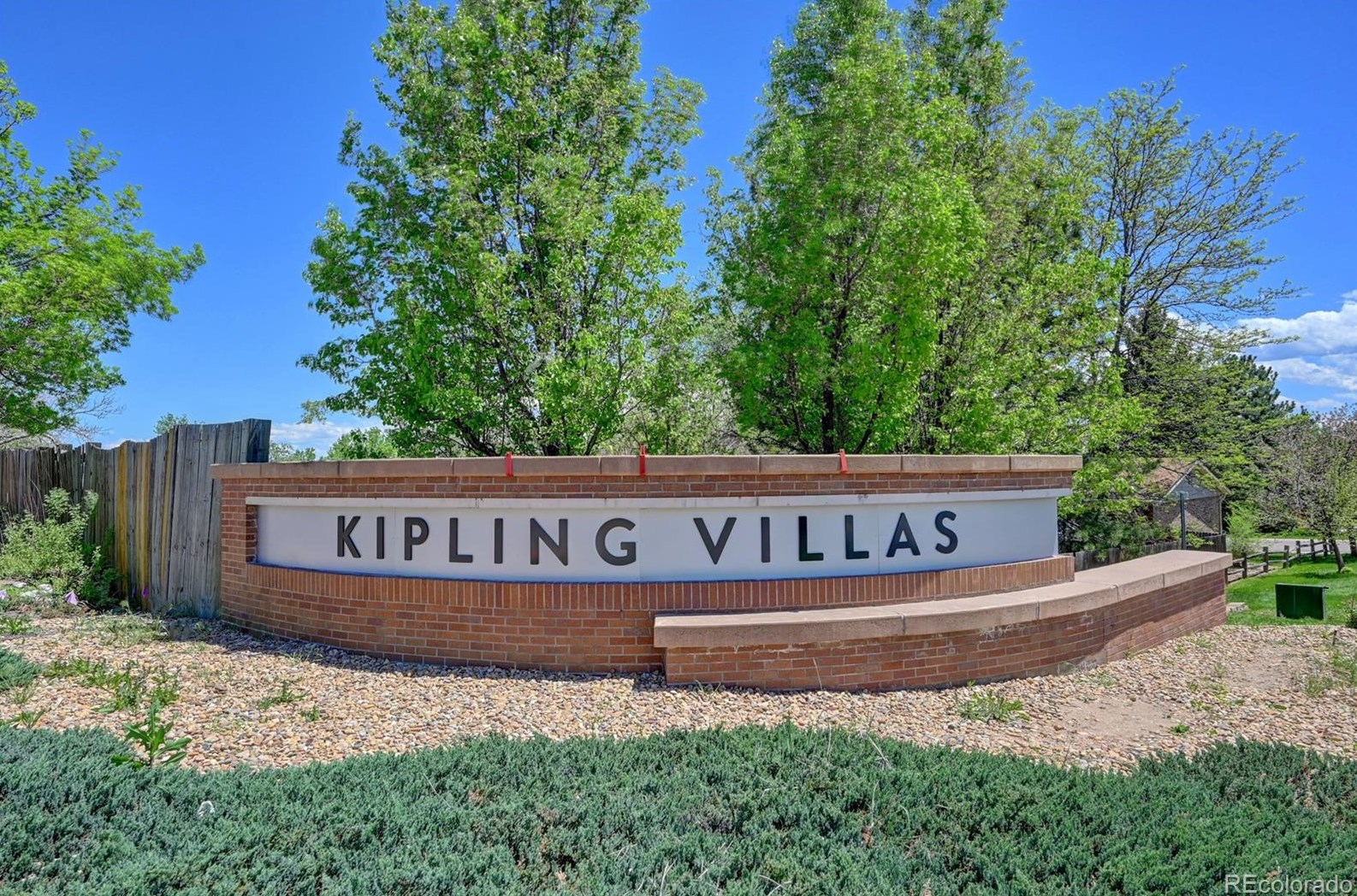 6451 Hoyt St, Littleton CO  80123-3128 exterior