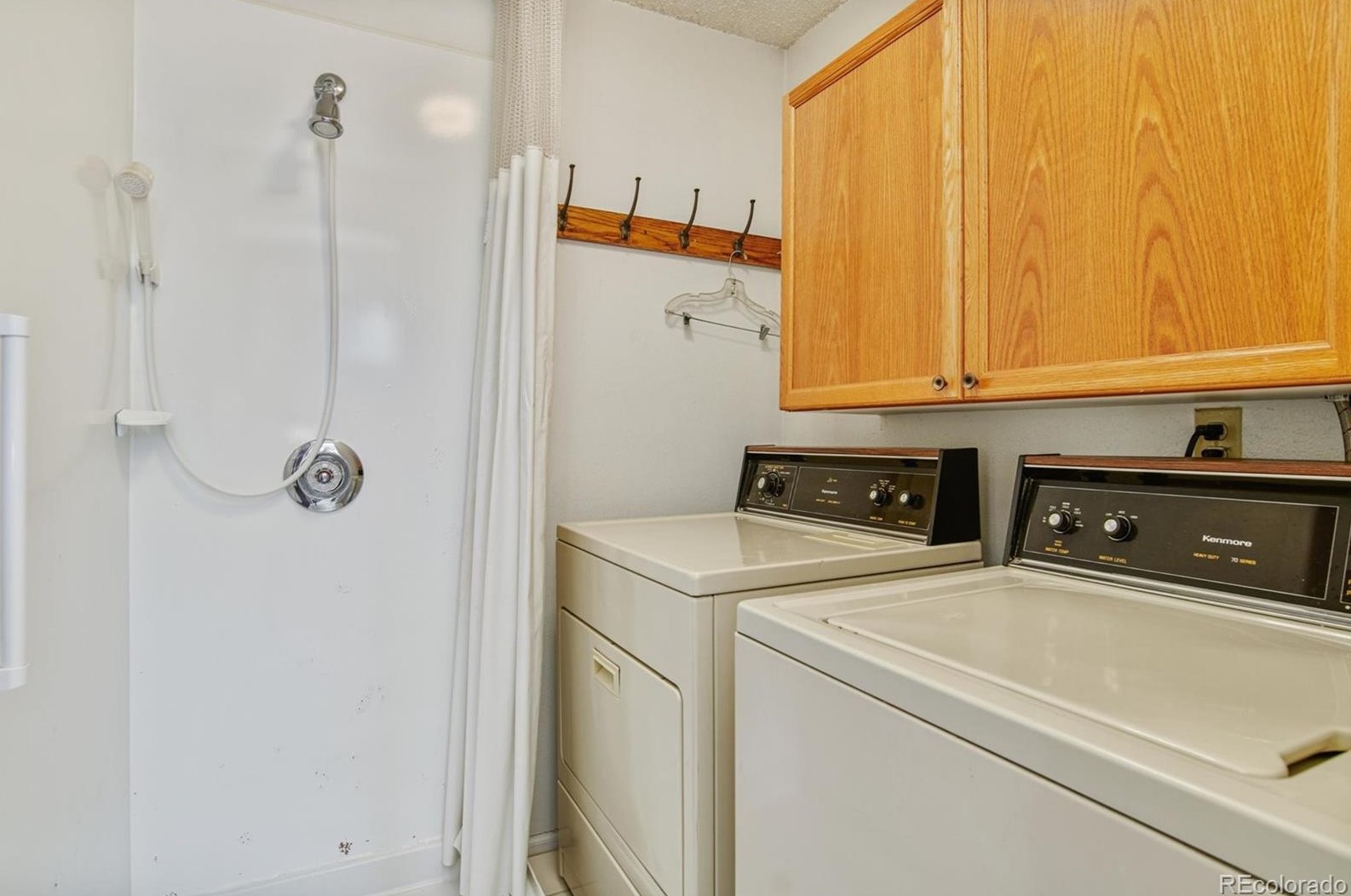 6466 Hoyt Ct, Littleton CO 80127-5929 exterior