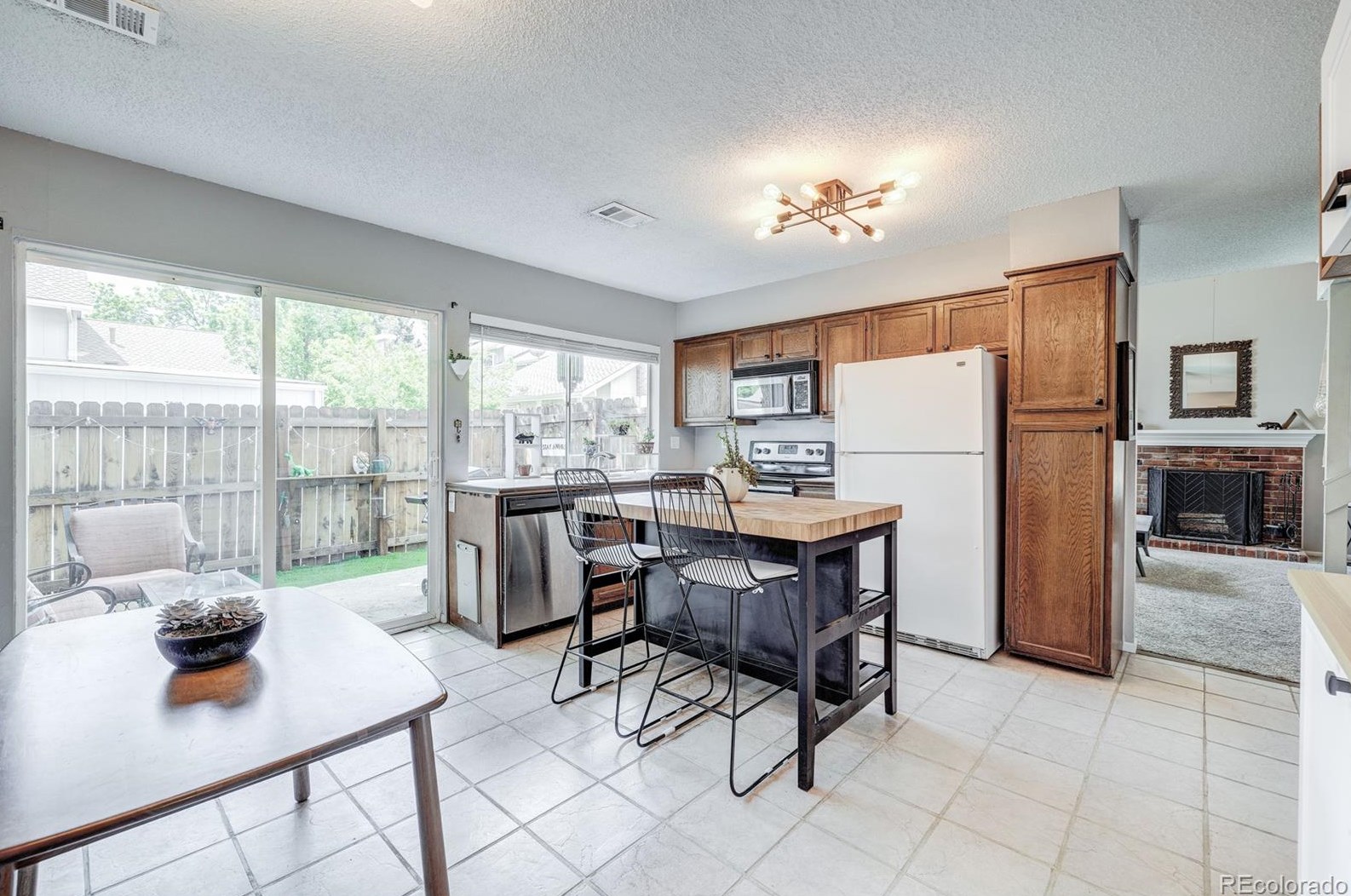 7041 Knolls Way, Littleton CO 80122-1750 exterior