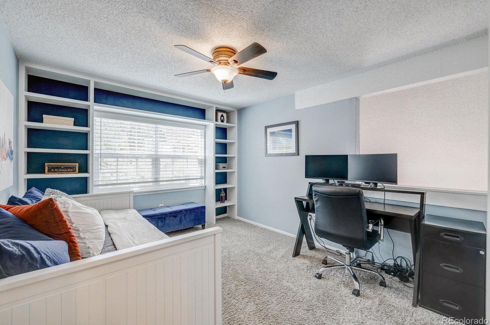 7041 Knolls Way, Littleton CO 80122-1750 exterior