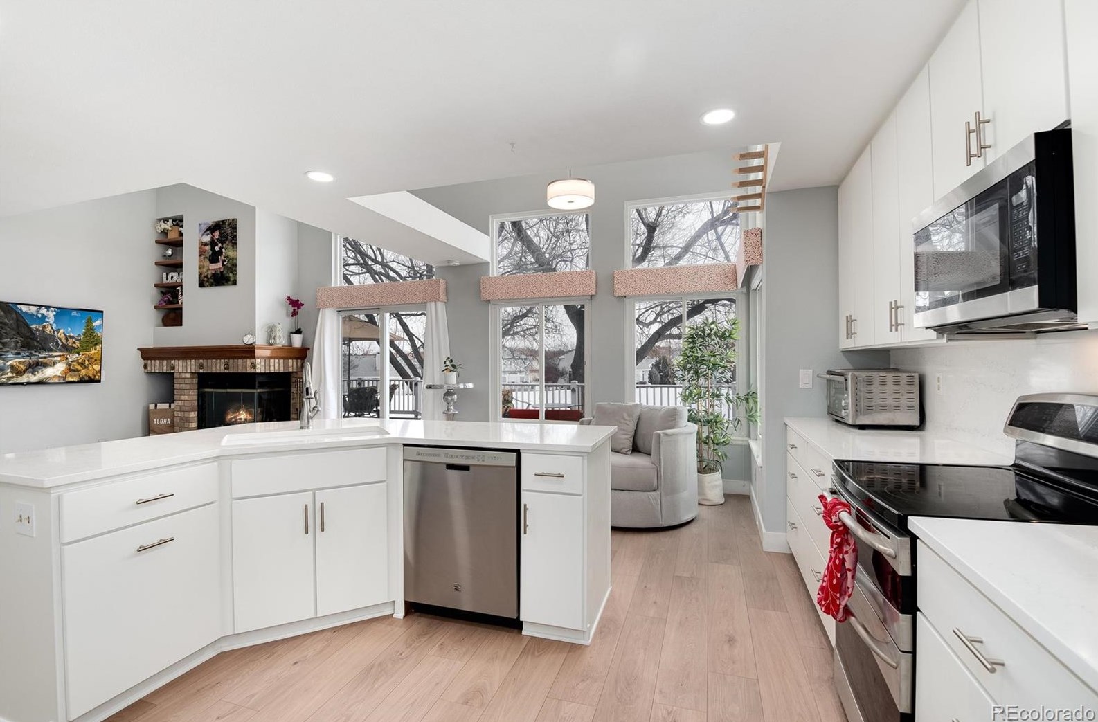 13 Aldershot Ct, Littleton CO  80130-3900 exterior