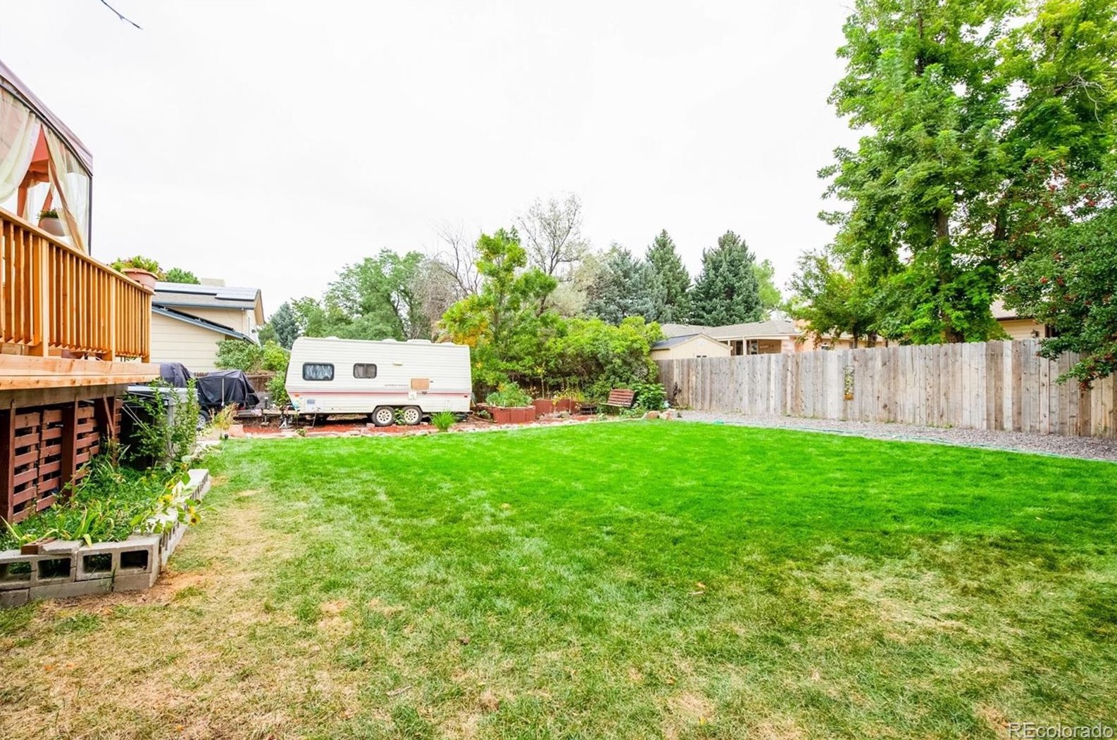 7338 Fremont Dr, Littleton CO 80128-4743 exterior