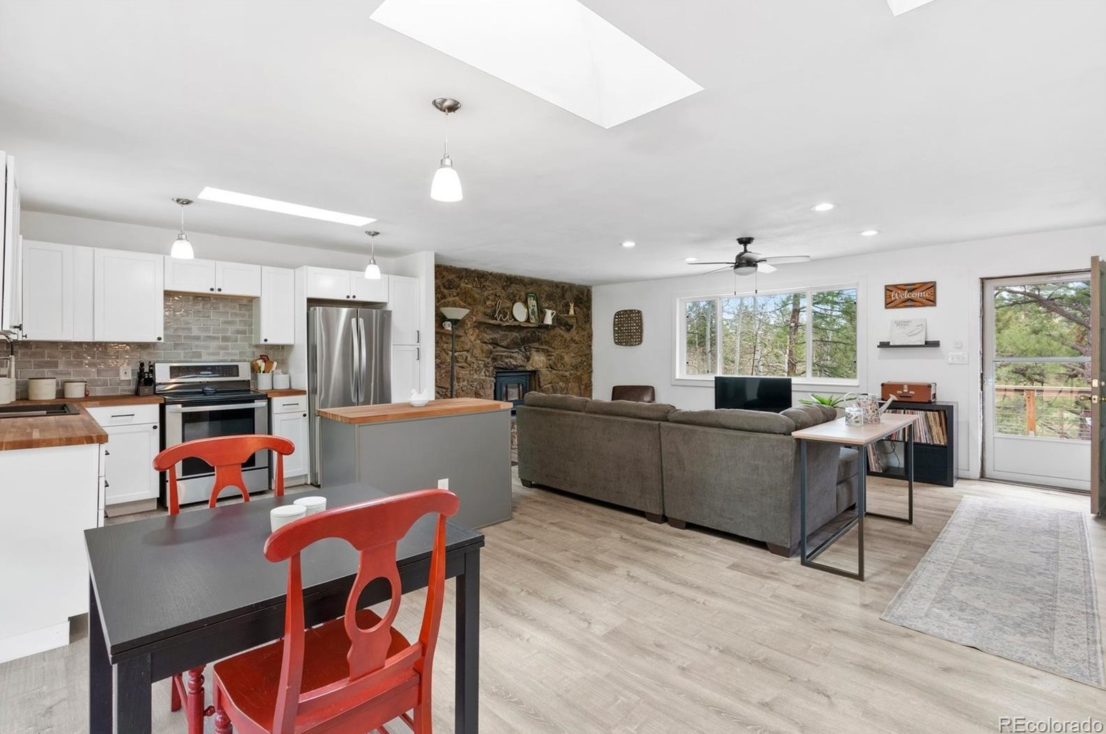 493 Bob Cat Trl, Bailey CO  80421-2183 exterior