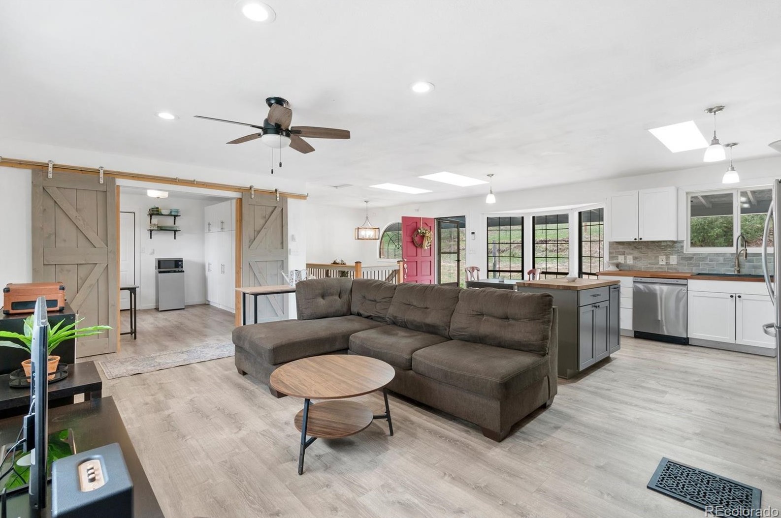 493 Bob Cat Trl, Bailey CO  80421-2183 exterior