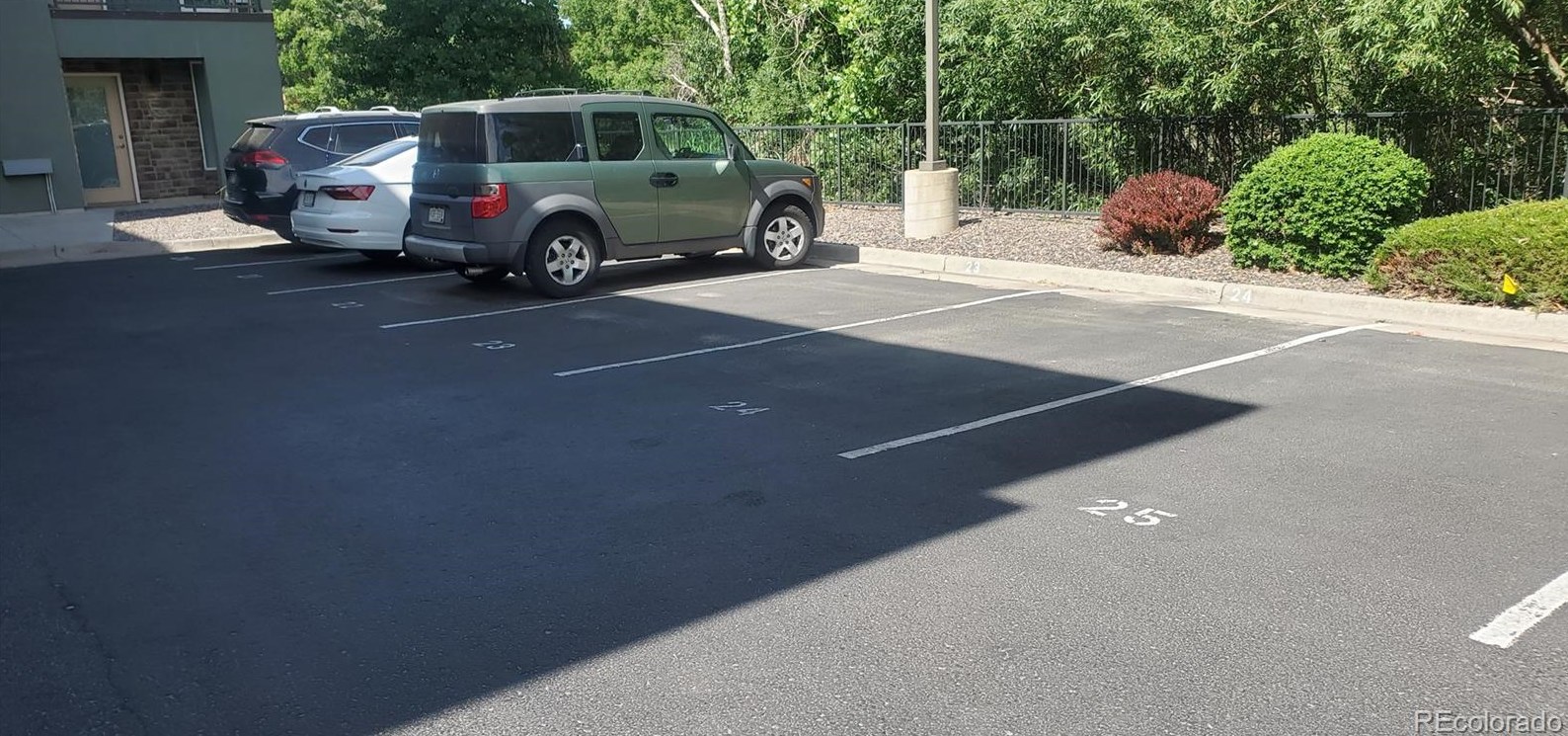 5201 Fox St, Littleton CO 80120-5303 exterior