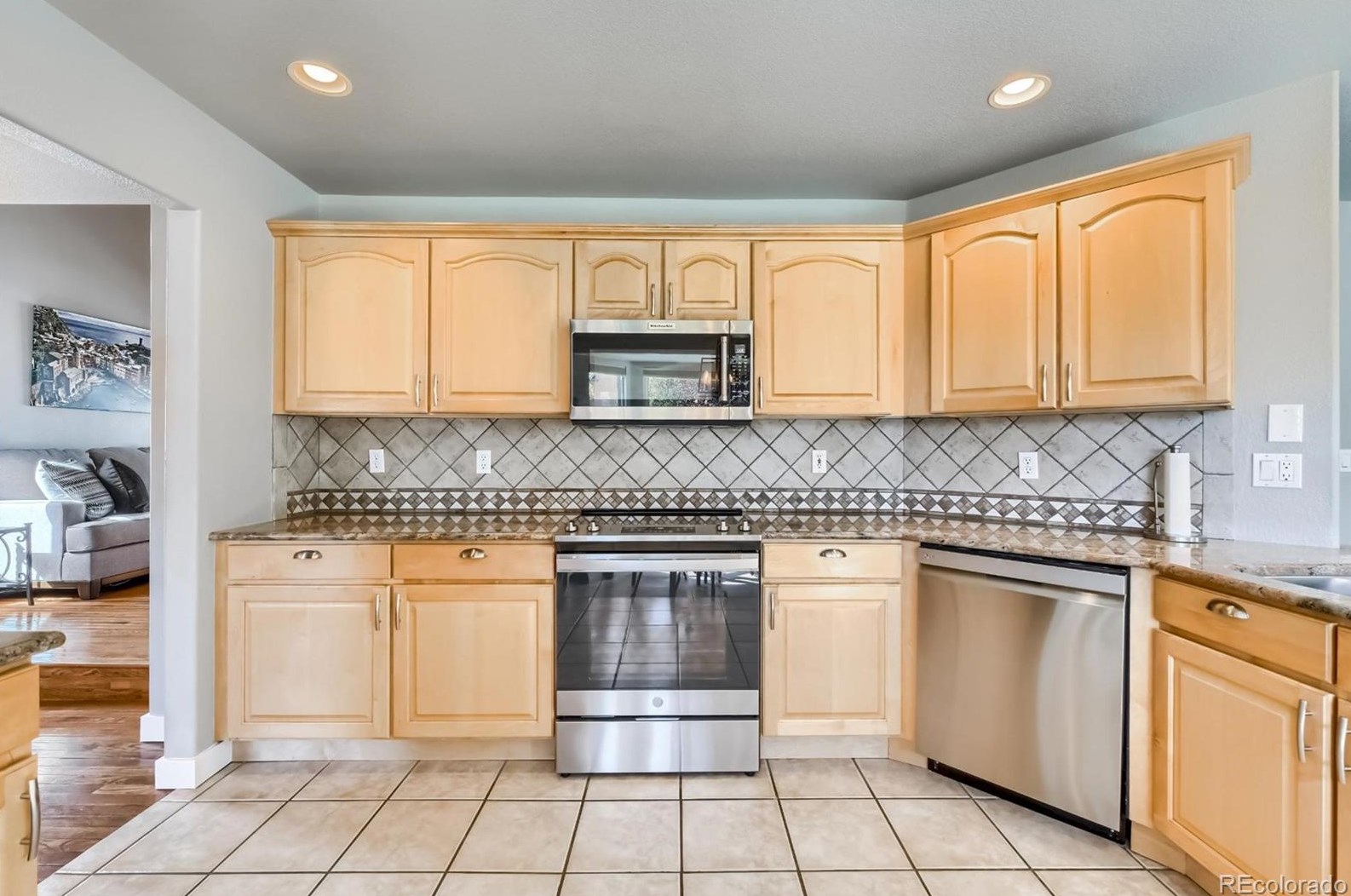 8842 Carr Way, Littleton CO 80127-8589 exterior