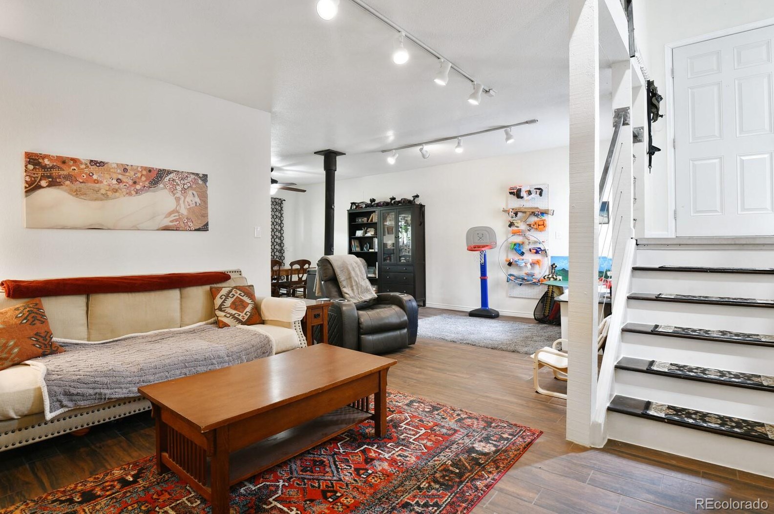 2831 Davies Dr, Littleton CO 80120-2933 exterior