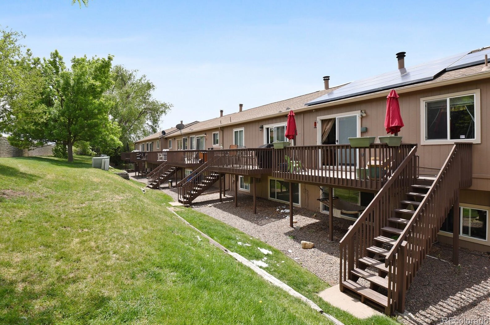 2831 Davies Dr, Littleton CO 80120-2933 exterior