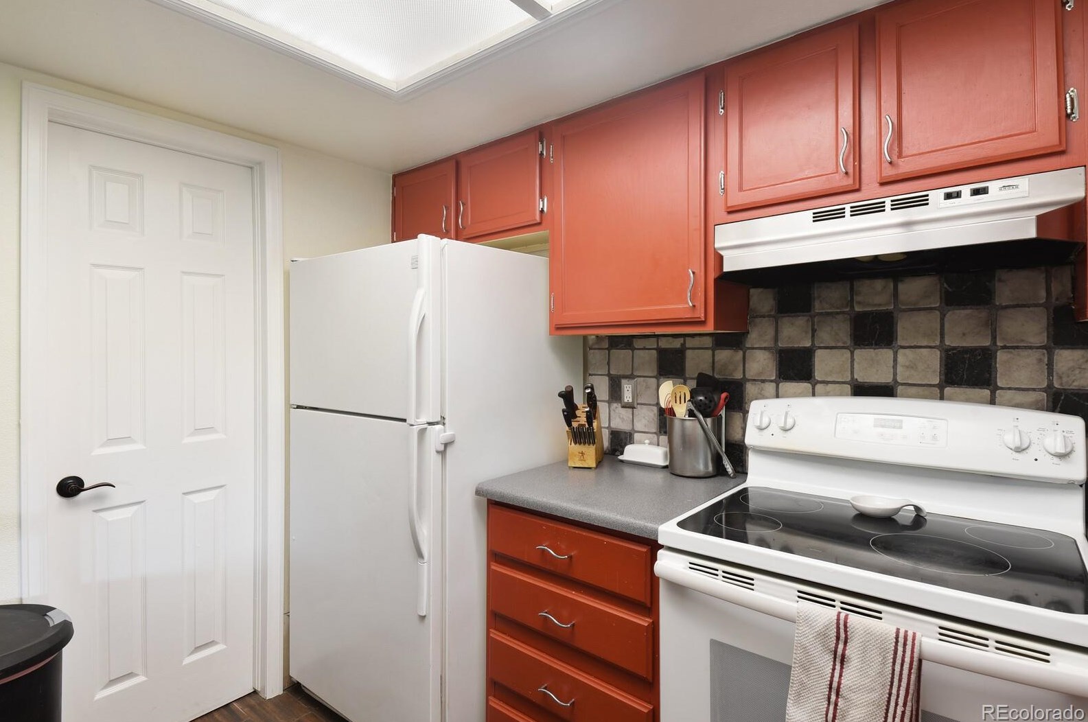 2831 Davies Dr, Littleton CO 80120-2933 exterior