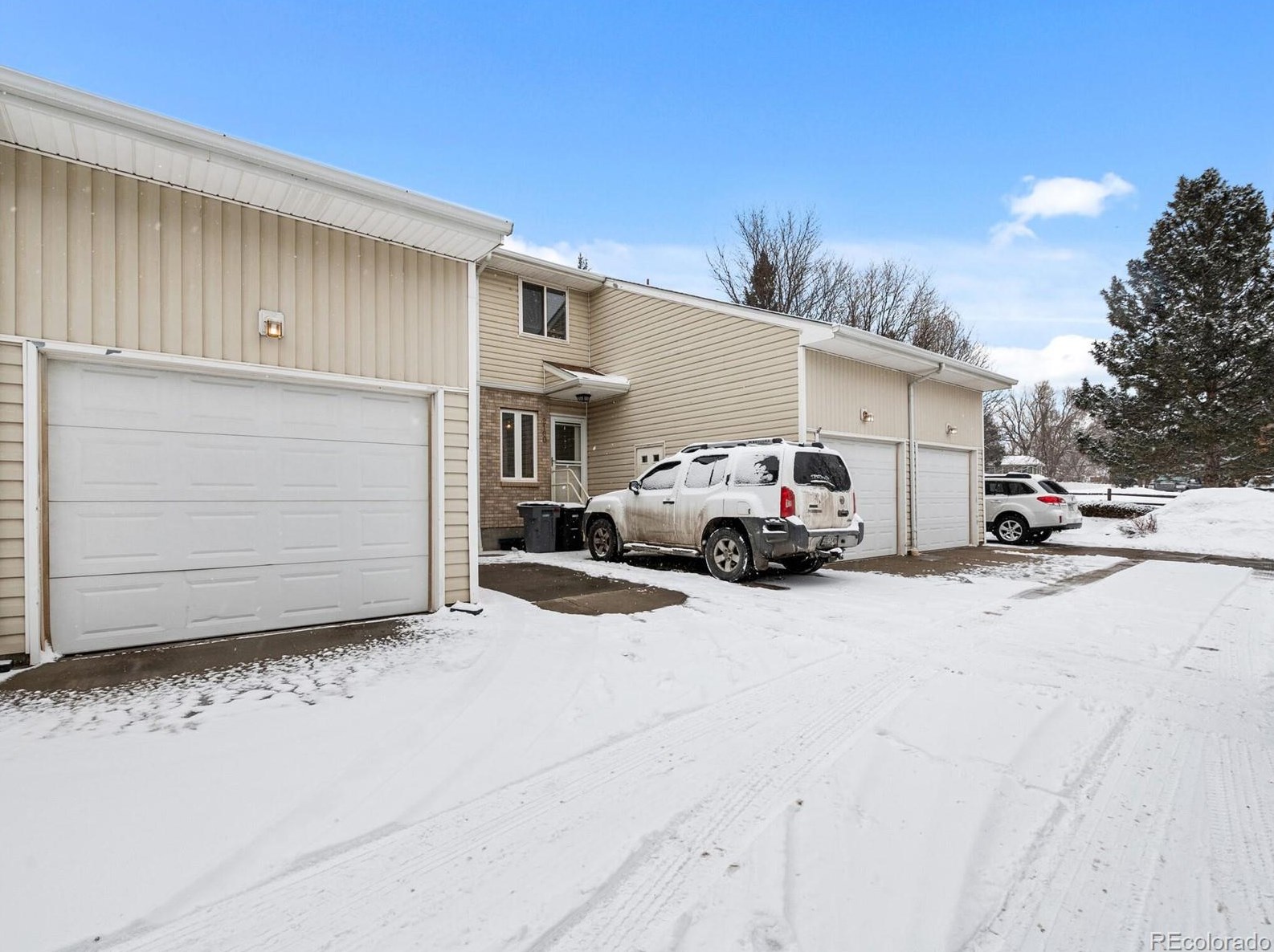2162 Meadow Ct, Longmont CO  80501-1523 exterior
