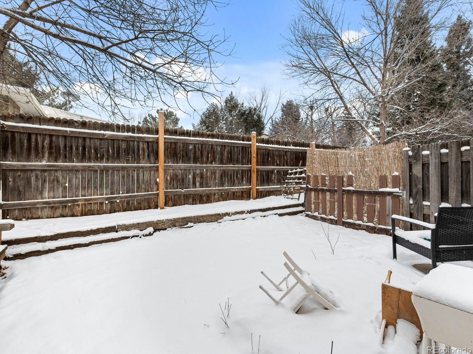 2162 Meadow Ct, Longmont CO  80501-1523 exterior