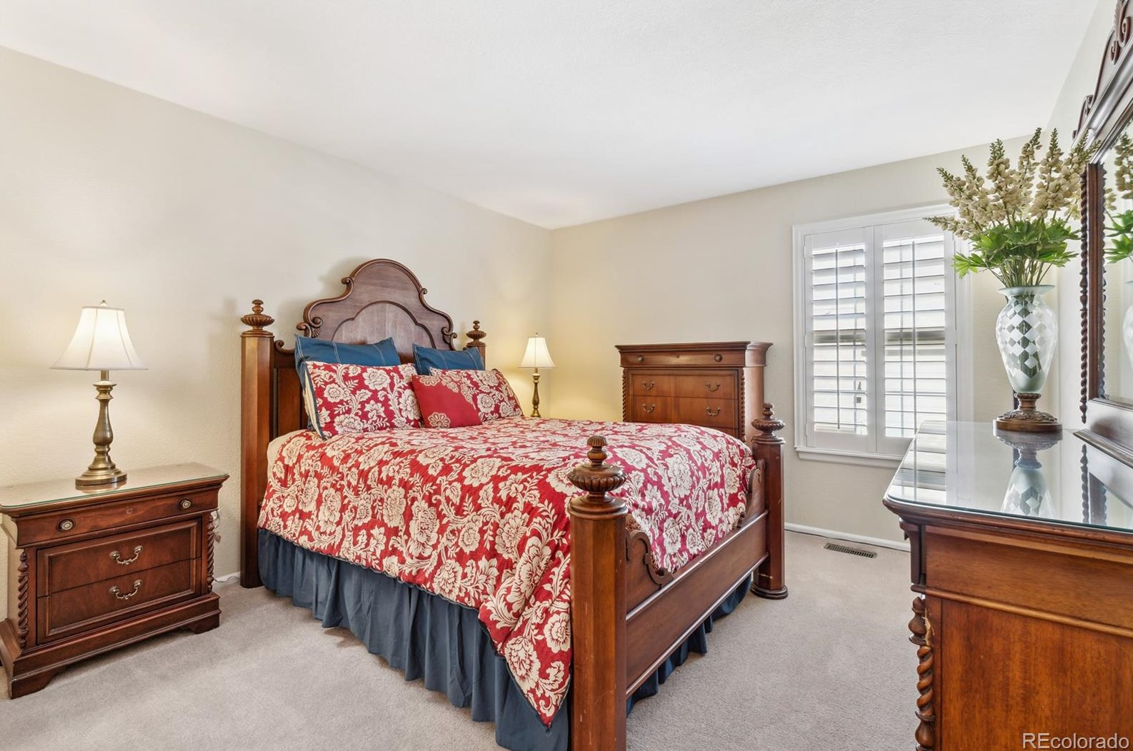 6027 Trailhead Rd, Littleton CO 80130-5327 exterior