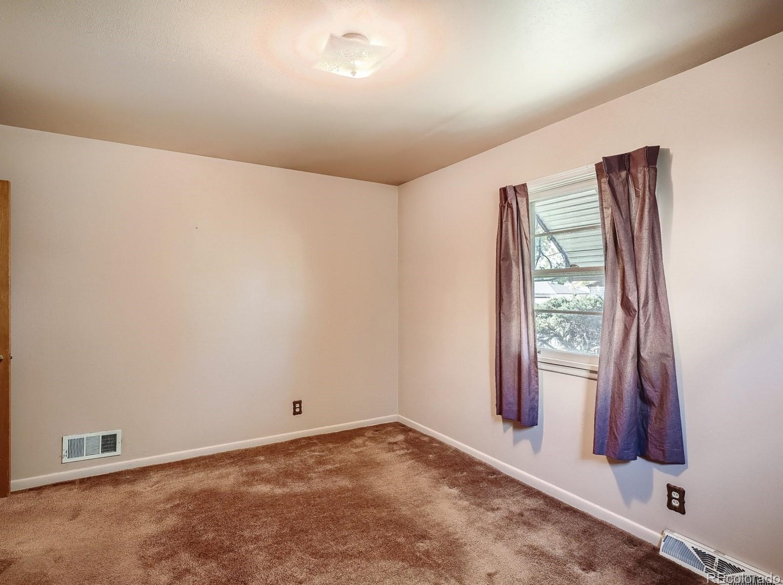 5158 Sherman St, Littleton CO 80121-8034 exterior