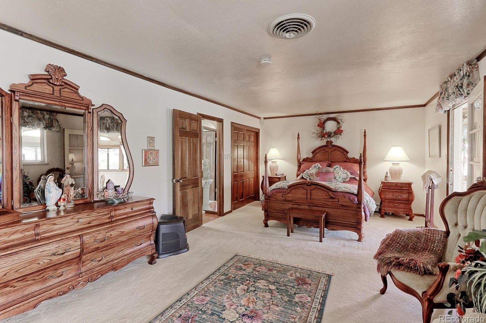 6927 Dudley Dr, Arvada CO  80004-1741 exterior