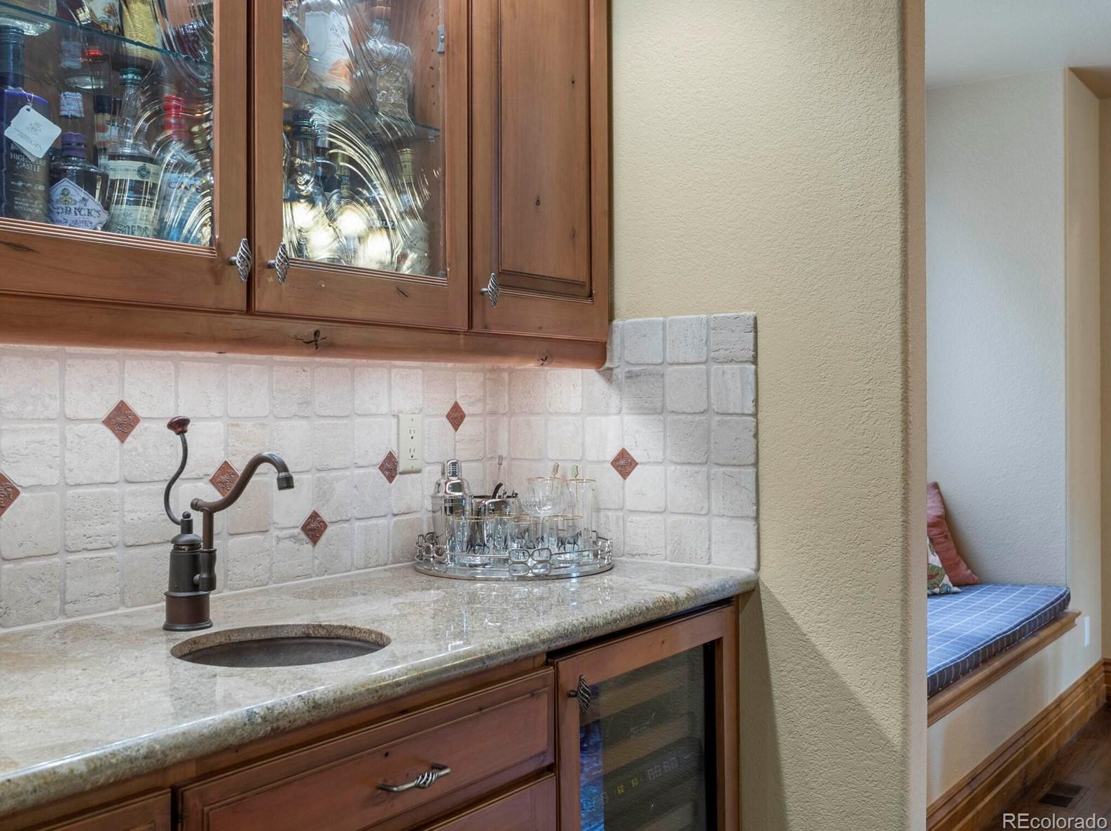 180 Ramshorn Dr, Castle Rock CO 80108-9058 exterior