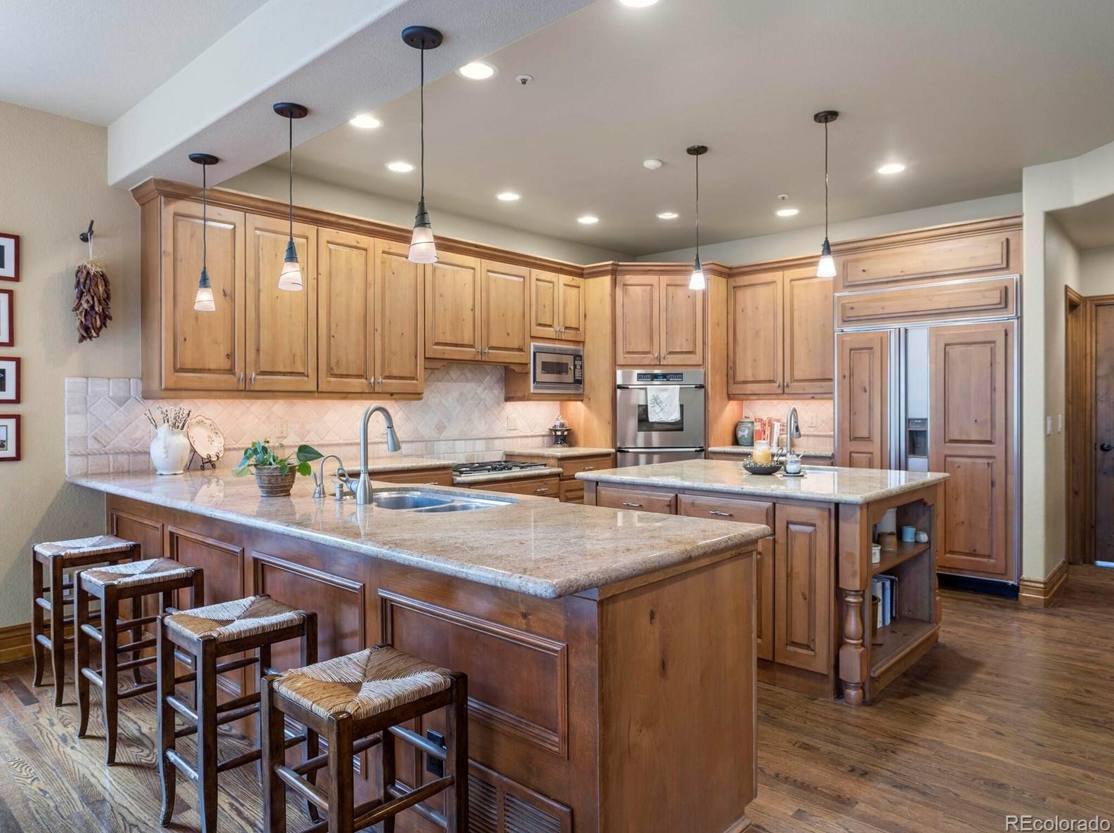 180 Ramshorn Dr, Castle Rock CO 80108-9058 exterior