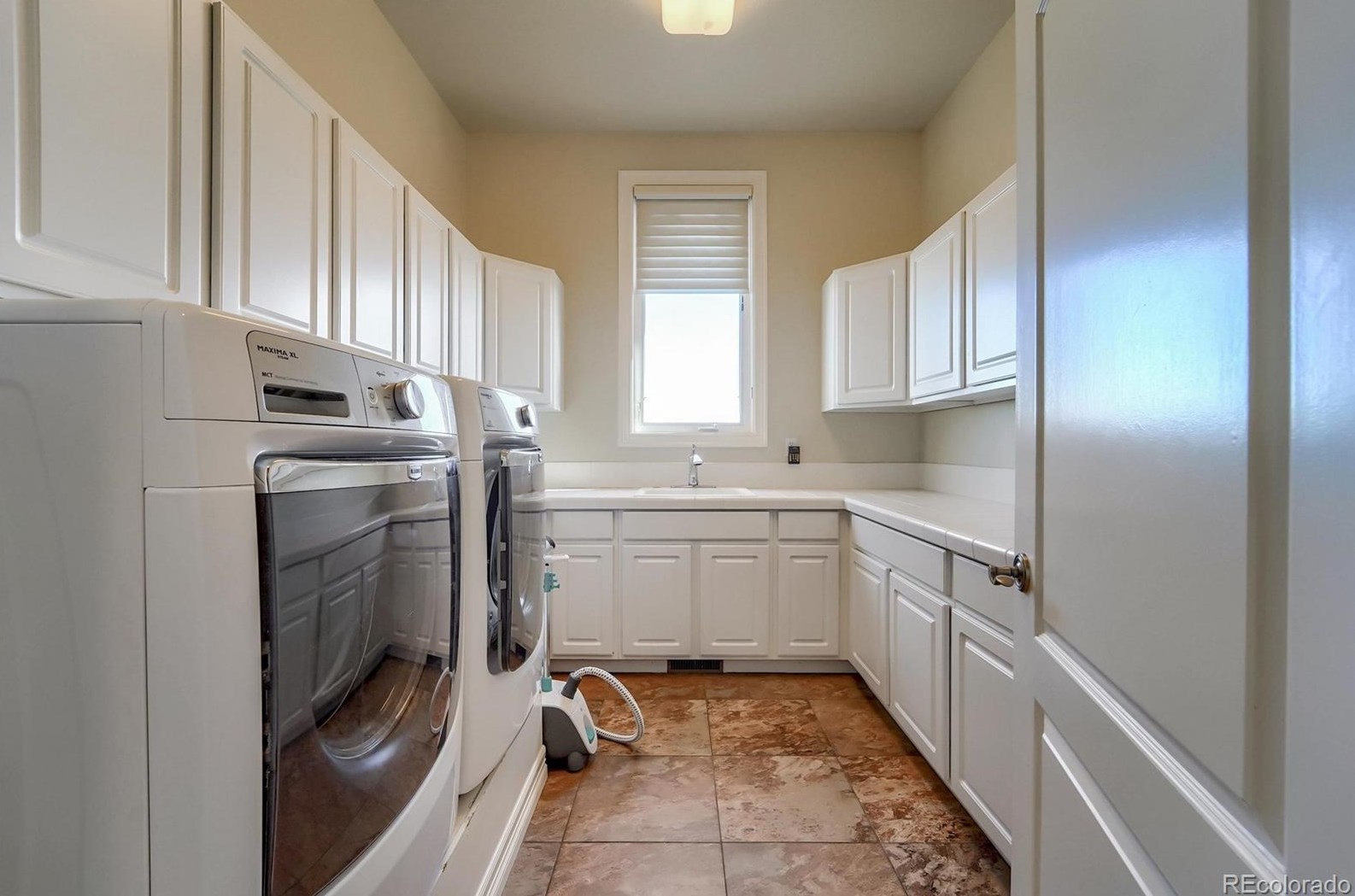 839 Diamond Ridge Cir, Castle Rock CO  80108-7812 exterior