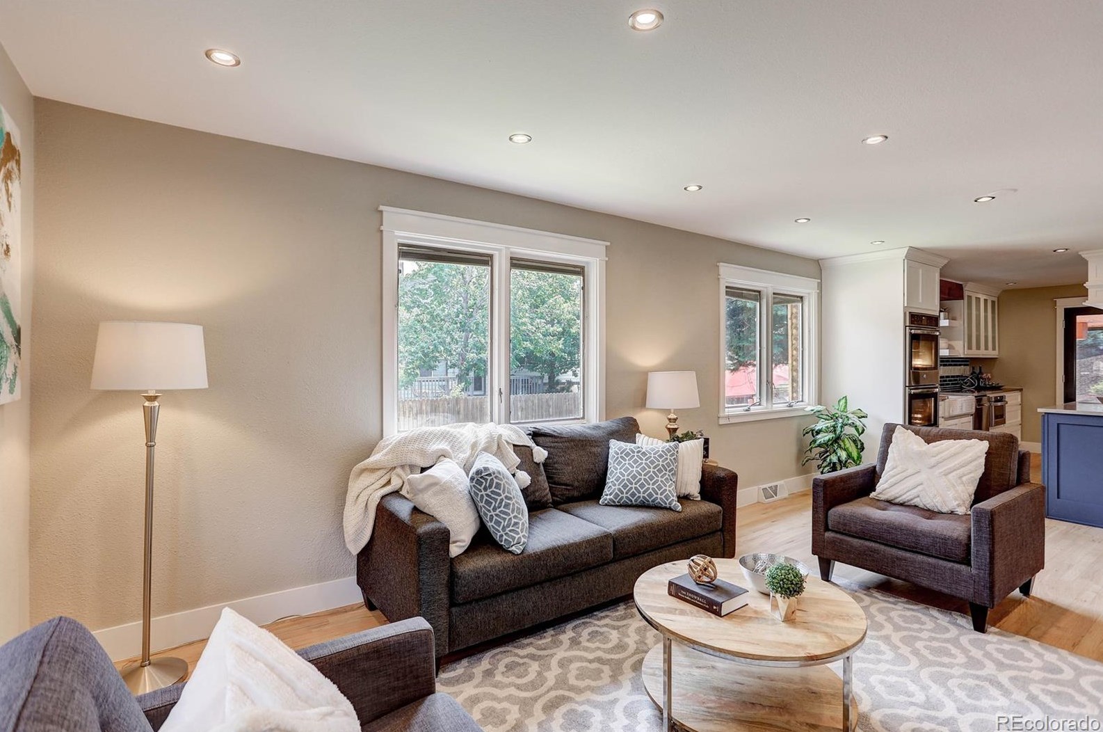 6834 Queen St, Arvada CO  80004-1370 exterior