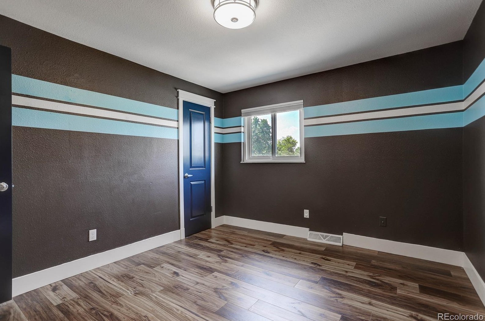 6834 Queen St, Arvada CO  80004-1370 exterior