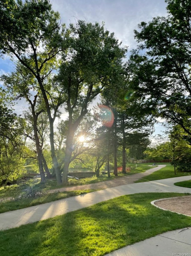 6834 Queen St, Arvada CO  80004-1370 exterior