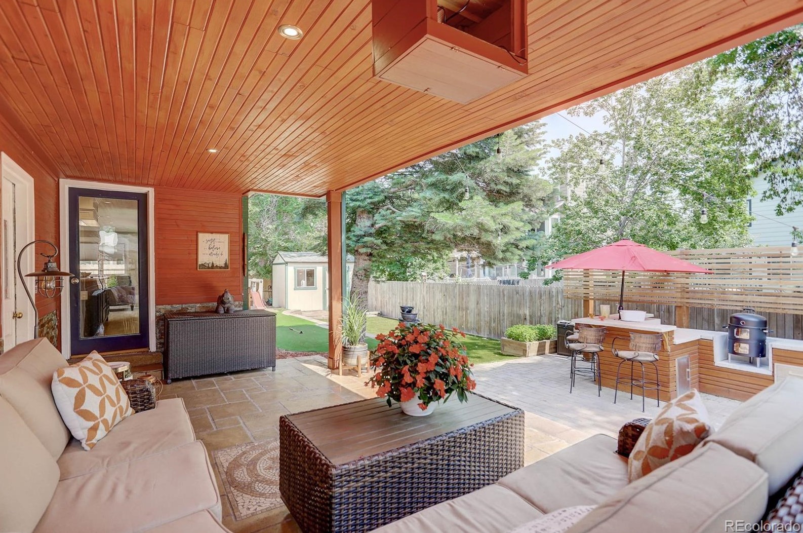 6834 Queen St, Arvada CO  80004-1370 exterior