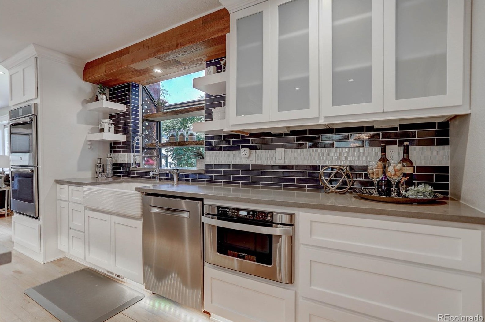 6834 Queen St, Arvada CO  80004-1370 exterior