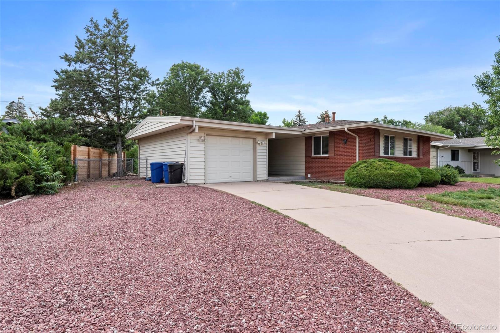 5701 W Chestnut Ave, Littleton, CO 80128 MLS 2125640 Coldwell Banker