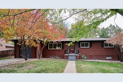 2620 Quay Street - Photo 1