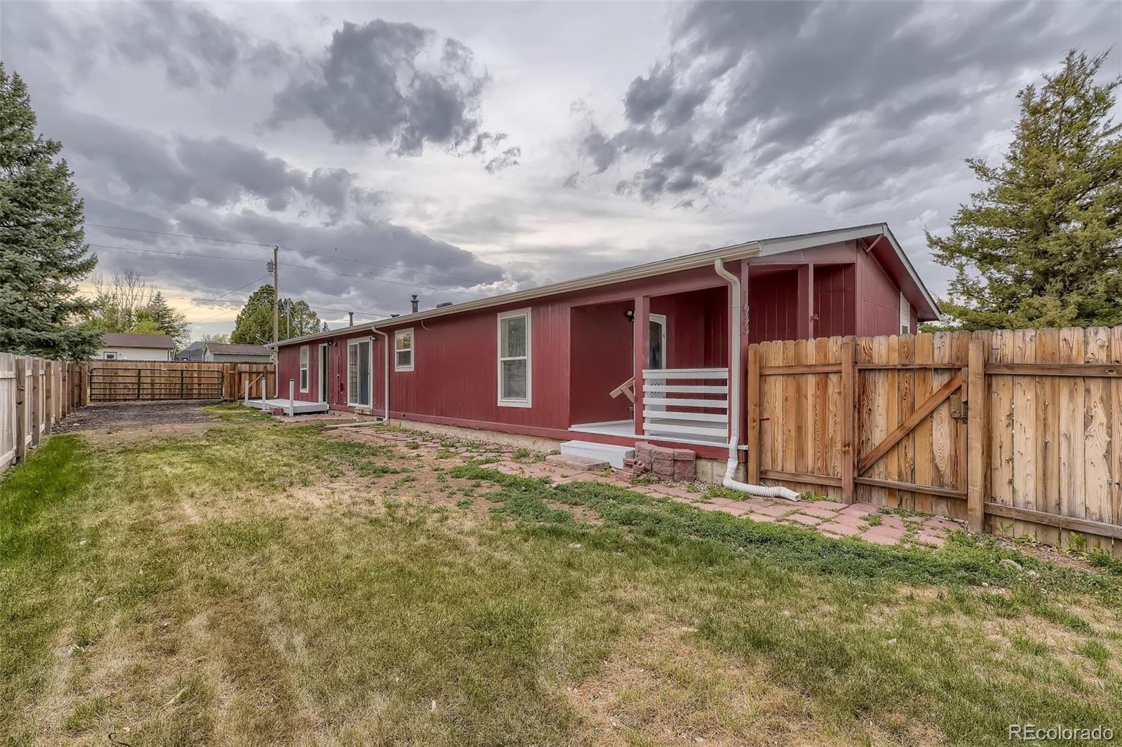 1633 Monroe St, Strasburg, CO 80136 MLS 5069789 Coldwell Banker