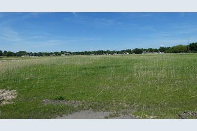 3070 Prairie Circle, Slayton, MN 56172 - Photo 1